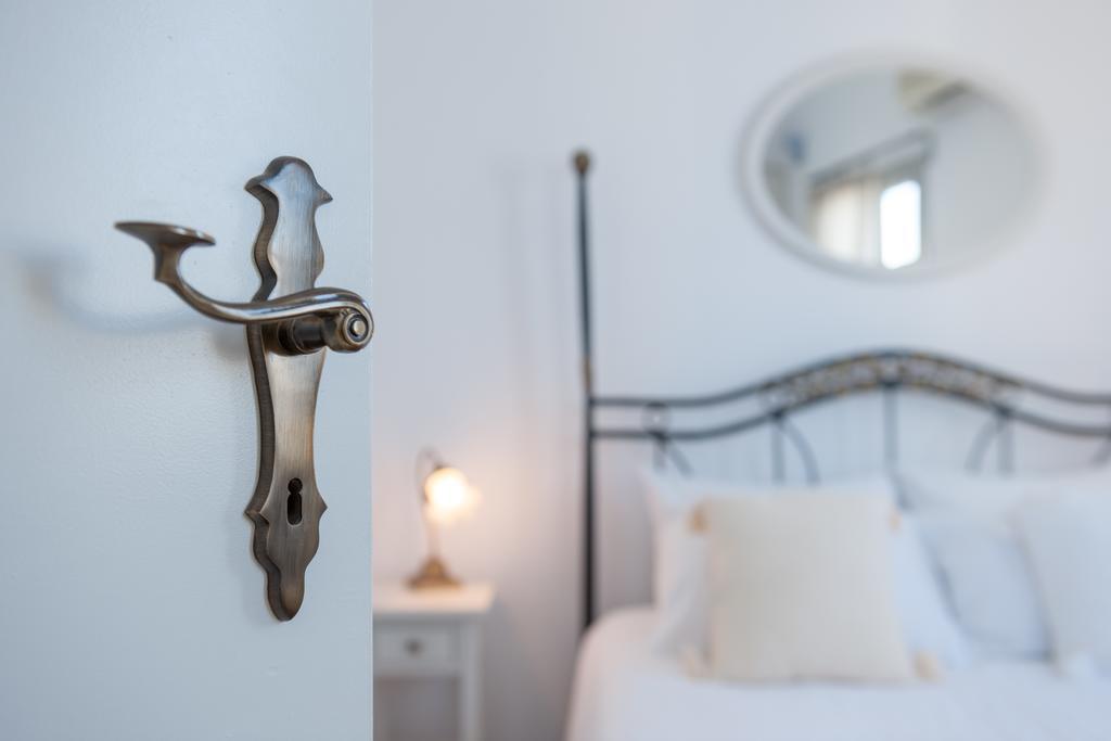 Vista Mare Suites Imerovigli  Zimmer foto